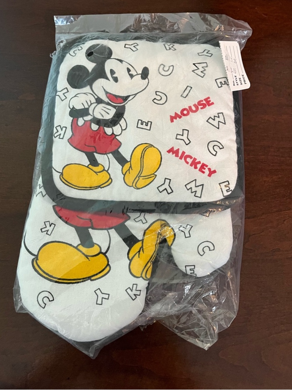 Disney Mickey Mouse White Red Yellow Oven Mitt and Pot Holder Set